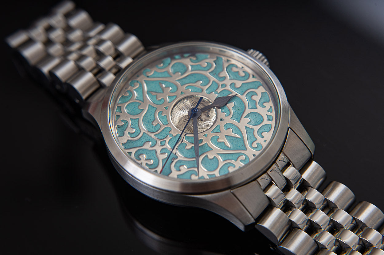 trenyo Alhambra Enameled Dial