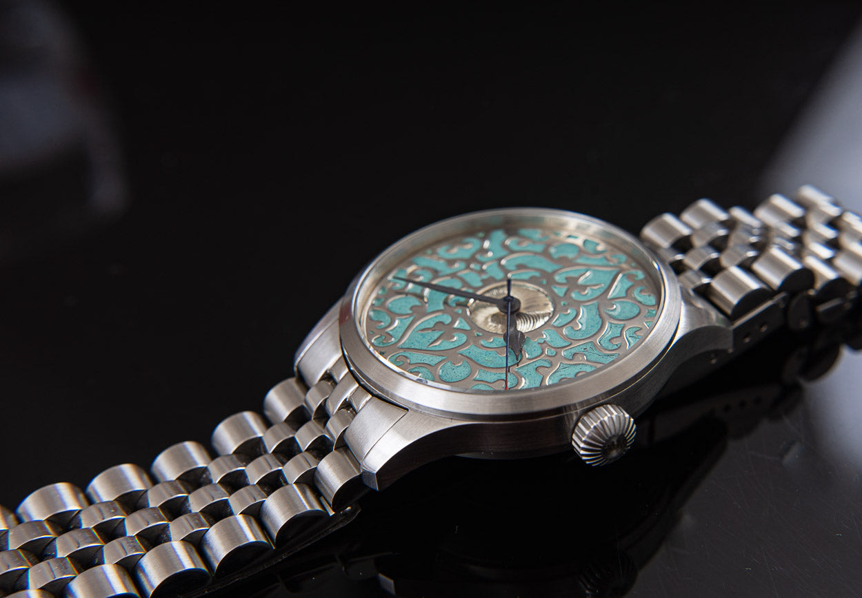 trenyo Alhambra Enameled Dial
