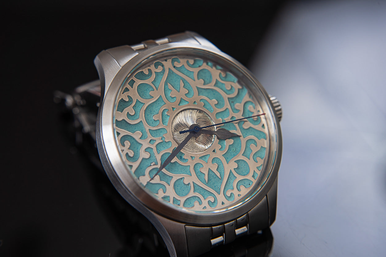 trenyo Alhambra Enameled Dial