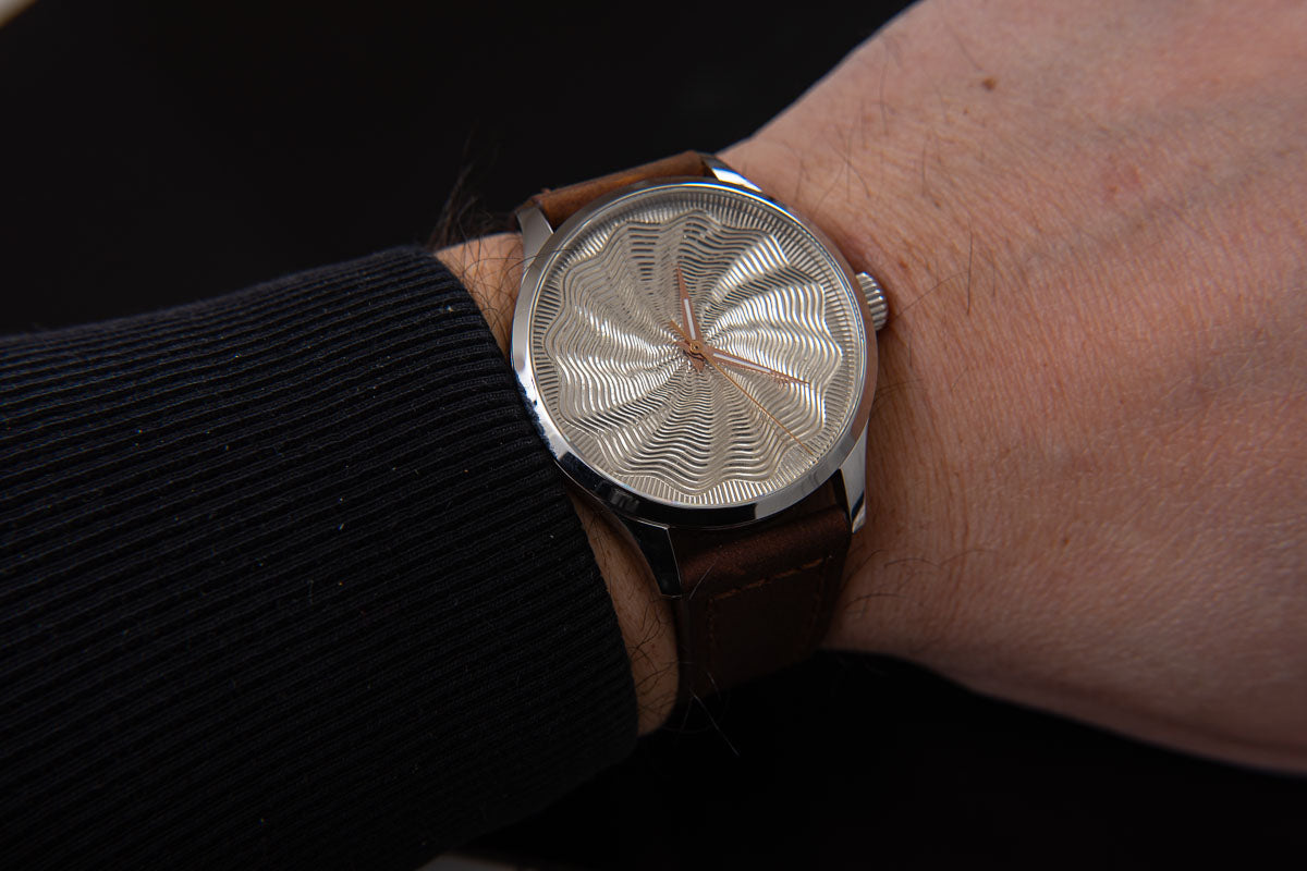 trenyo Tidal Free-hand Guilloche dial with 925 silver