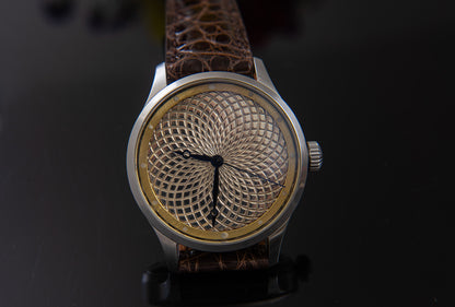 Freehand guilloche in 925 silver